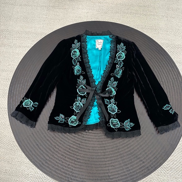 Nanette Lepore Jackets & Blazers - VINTAGE! Like New Nanette Lepore Embroidered Beaded Velvet Evening Jacket Sz. 0